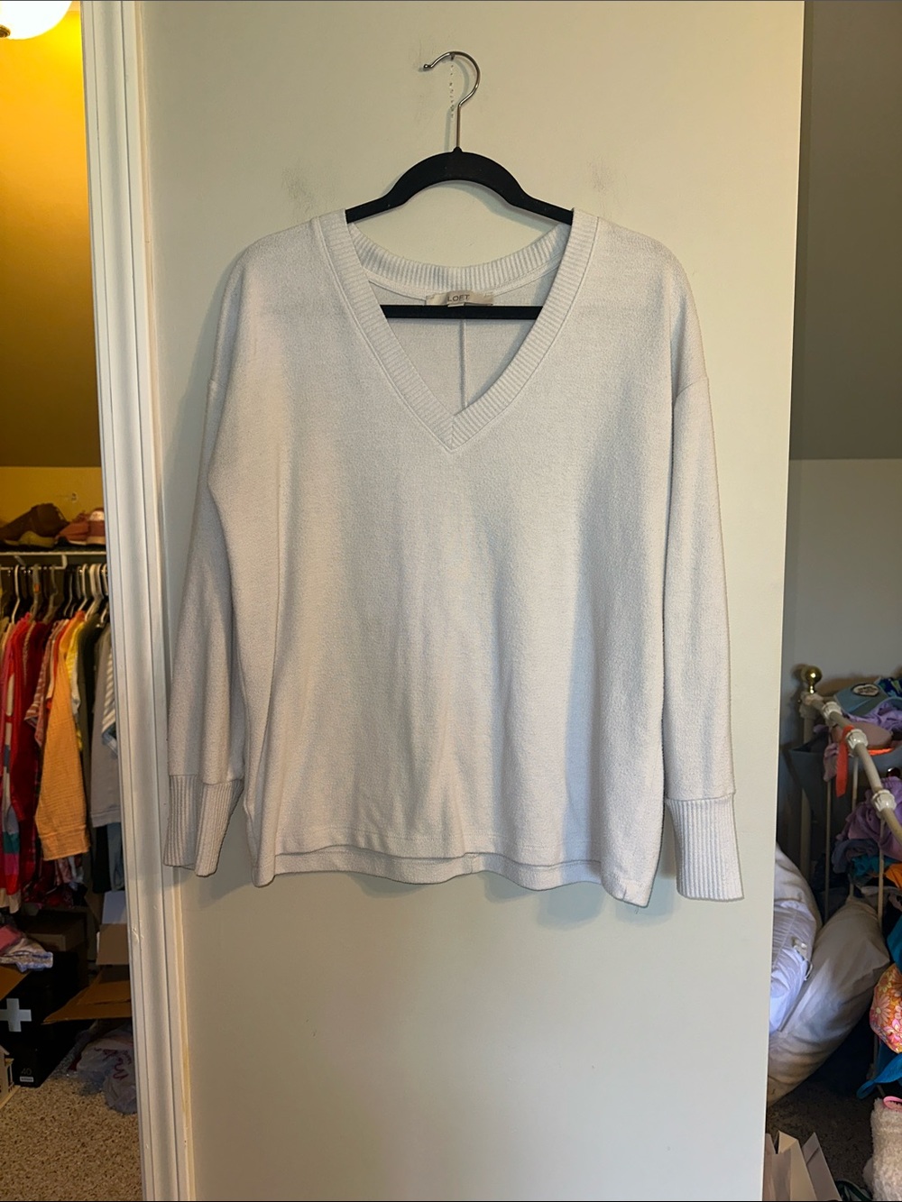 Loft Medium V-Neck sweater
